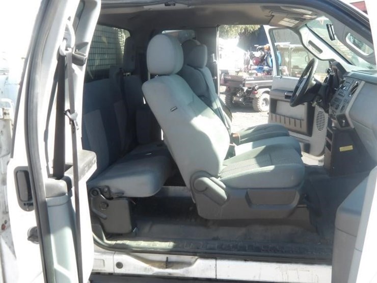 2015-ford-f450-image-21