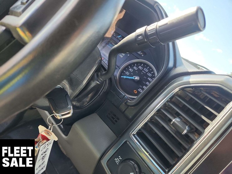 2021-ford-f350-image-21