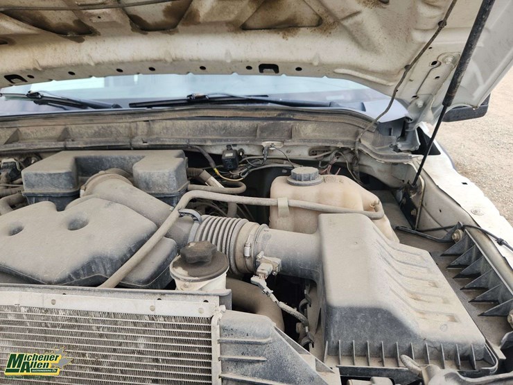 2012-ford-f350-image-26