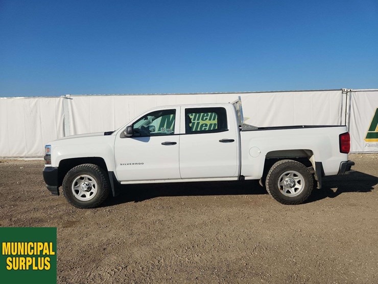 2017-chevrolet-silverado-1500-image-5