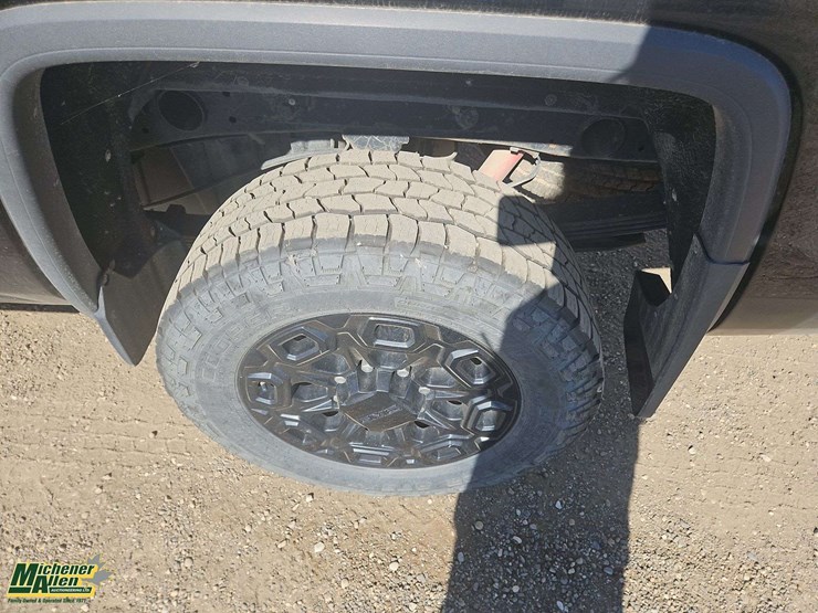 gmc-sierra-2500hd-image-10