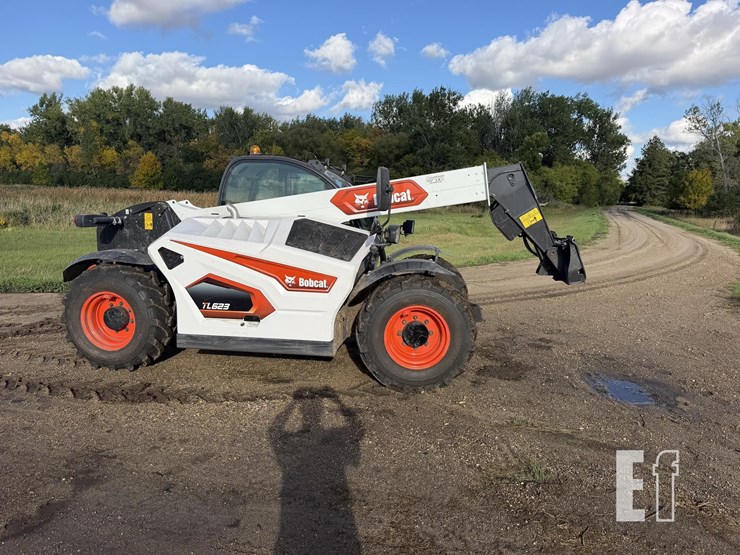 2025-bobcat-tl623-image-16