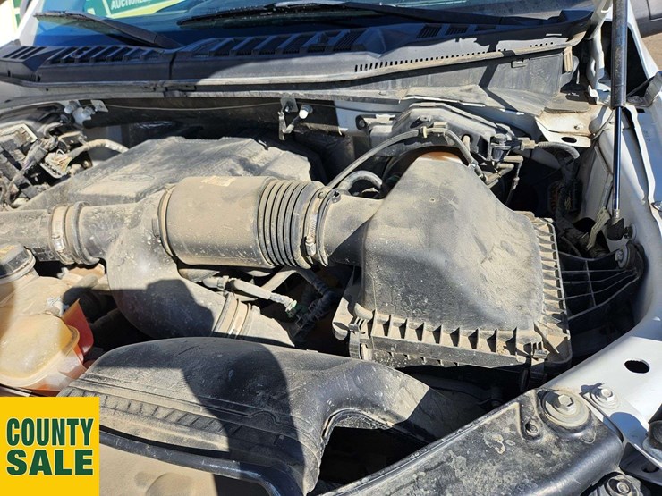 2017-ford-f150-image-29
