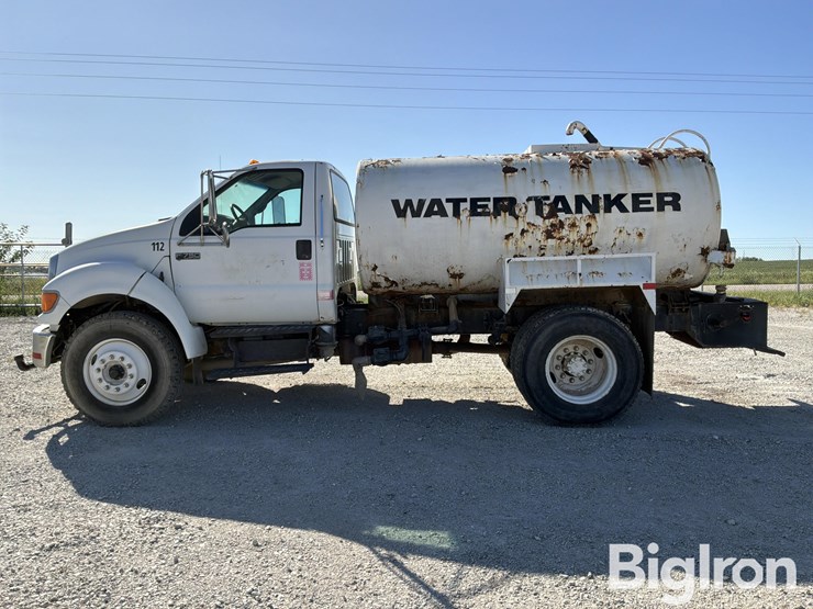 2007-ford-f750-image-8