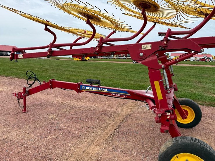 new-holland-procart-1225-image-12
