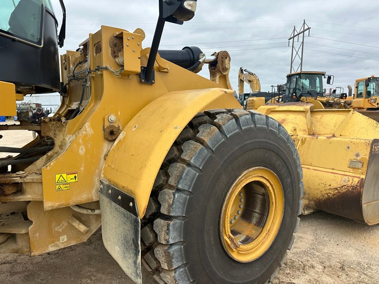 2014-caterpillar-972k-image-30