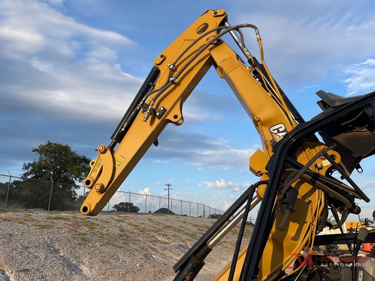 caterpillar-303.5-image-9