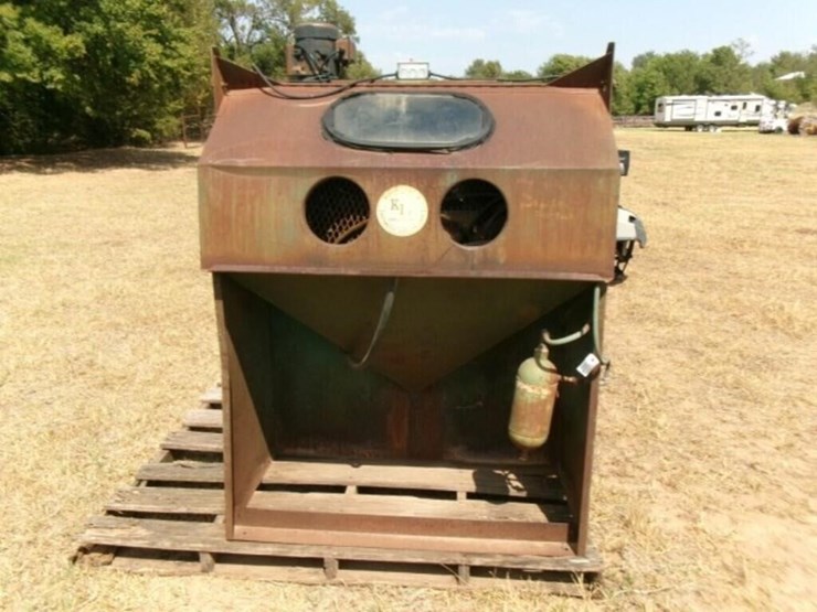 sandblasting-cabinet-image-6