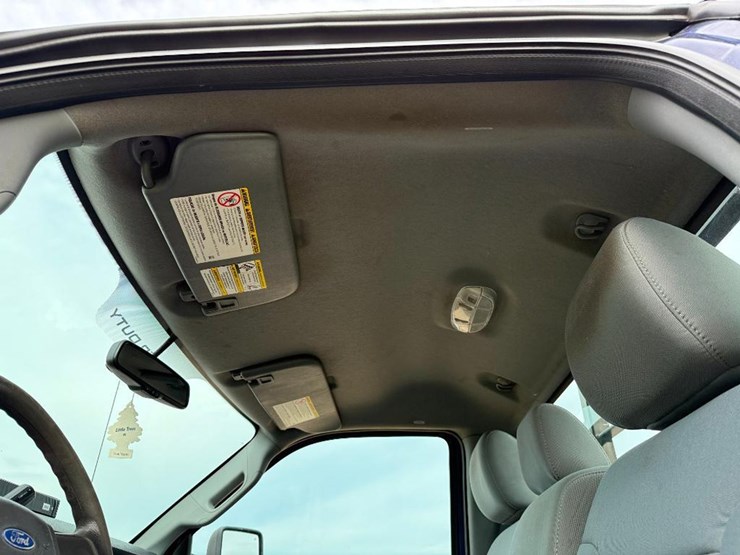 ford-f250-xl-image-49