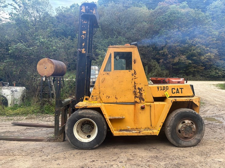 caterpillar-v180-image-15