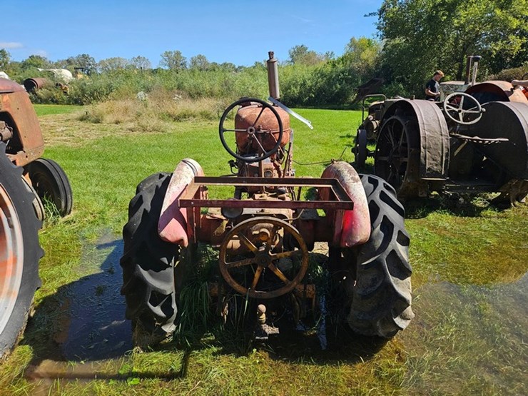 #2529-•-bf-avery-model-a-tractor-image-4