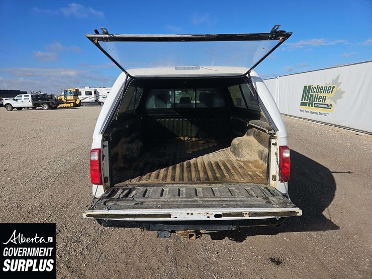 2011-ford-f350-image-15