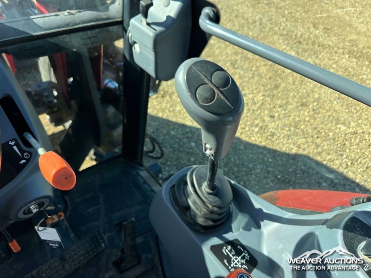 2013-massey-ferguson-4610-image-19