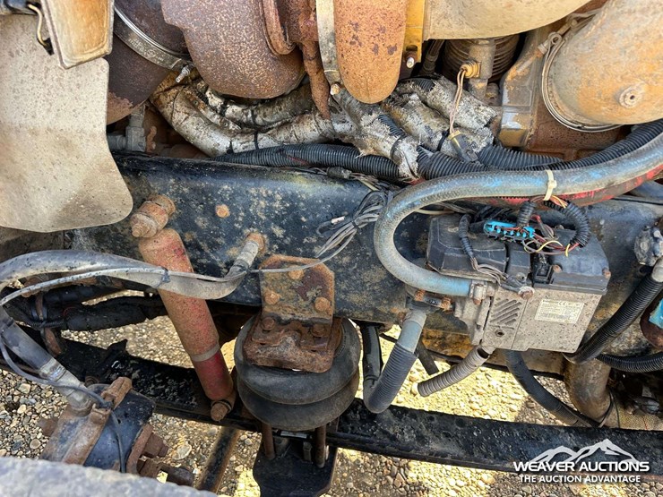 peterbilt-378-image-39