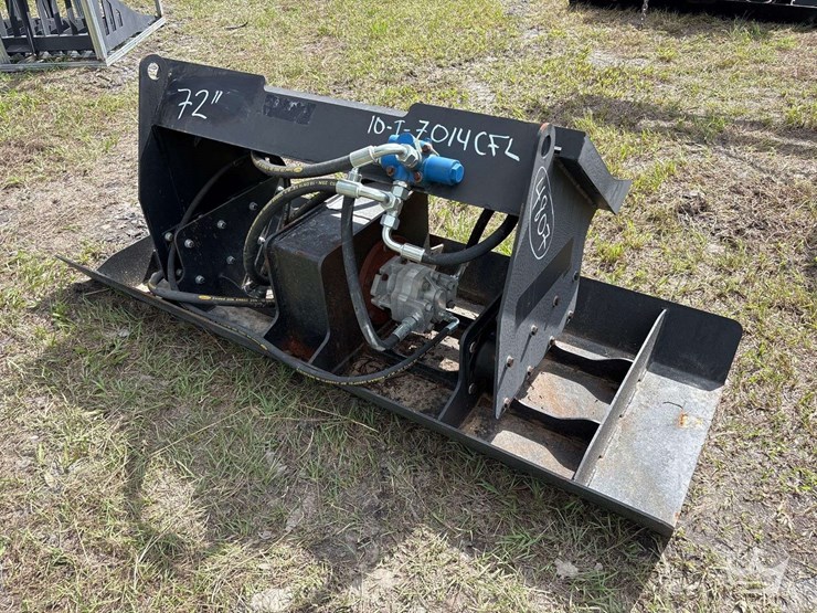 2025-pabreak-72in-hydraulic-vibratory-compactor-skid-steer-attachment-image-1