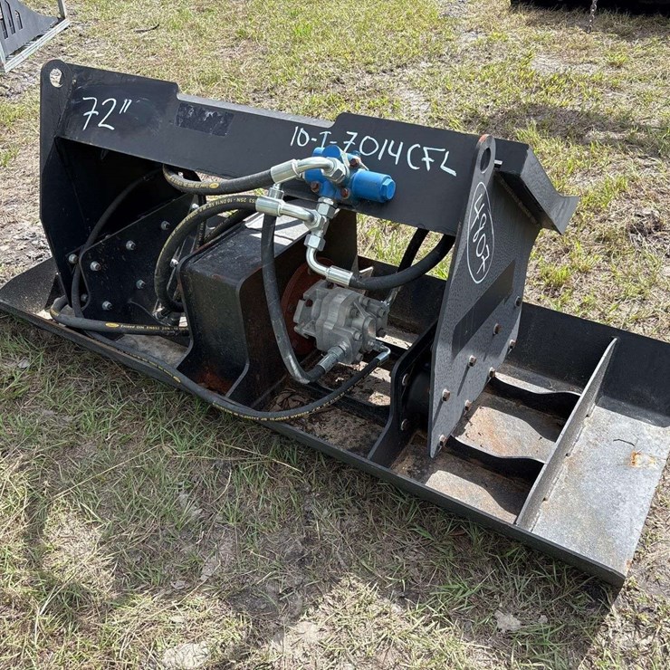 2025 Pabreak 72in Hydraulic Vibratory Compactor Skid Steer Attachment