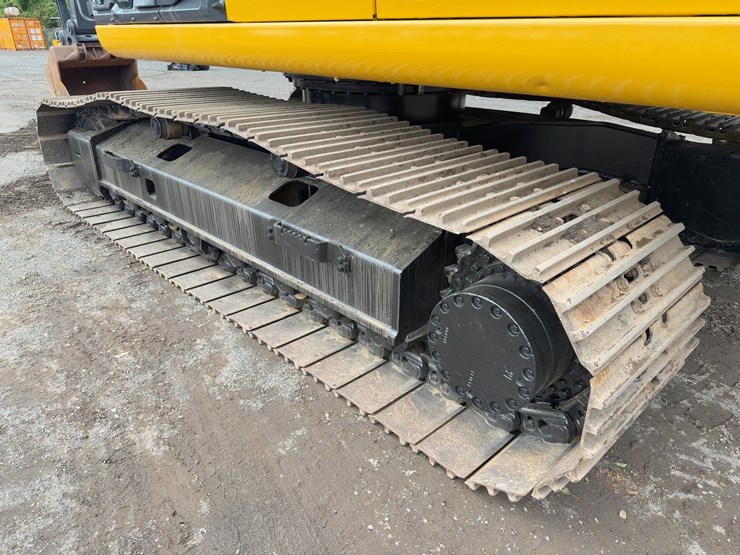 2016-deere-300g-lc-image-24