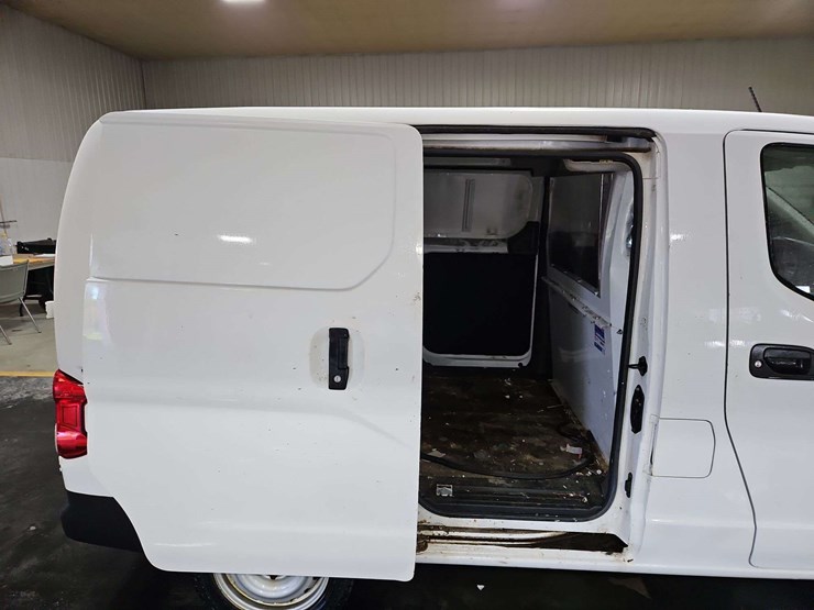 2017-chevrolet-city-express-image-11