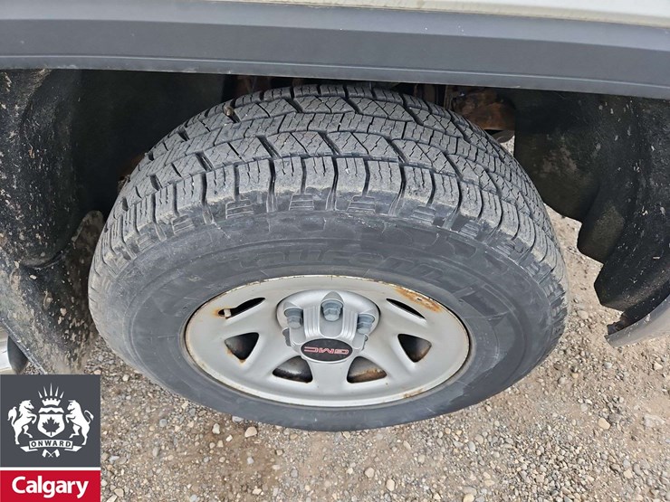 2016-gmc-sierra-1500-image-9