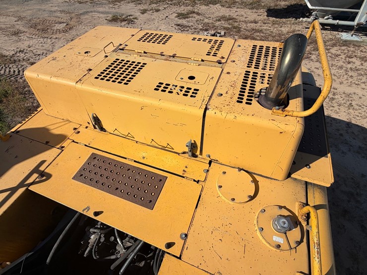 deere-450c-lc-image-34