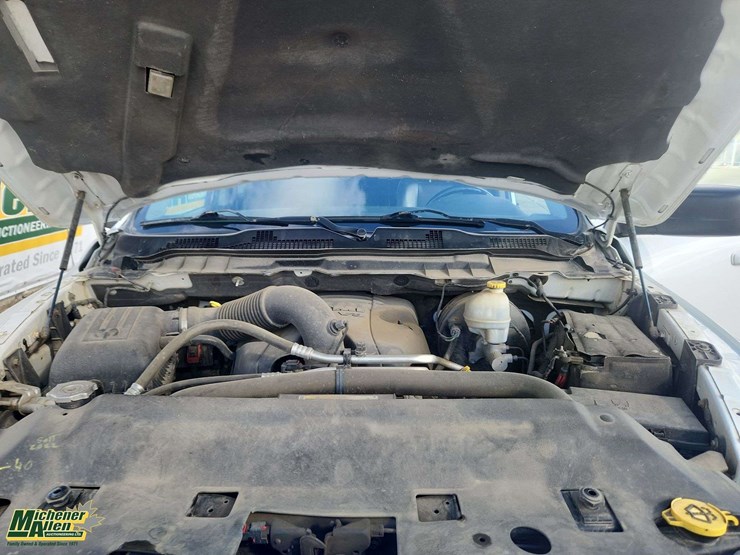 2013-dodge-1500-image-29