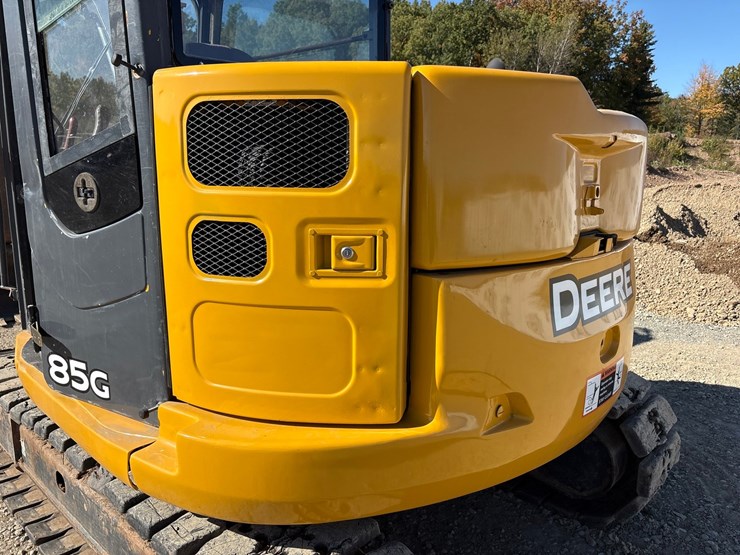 deere-85g-image-1