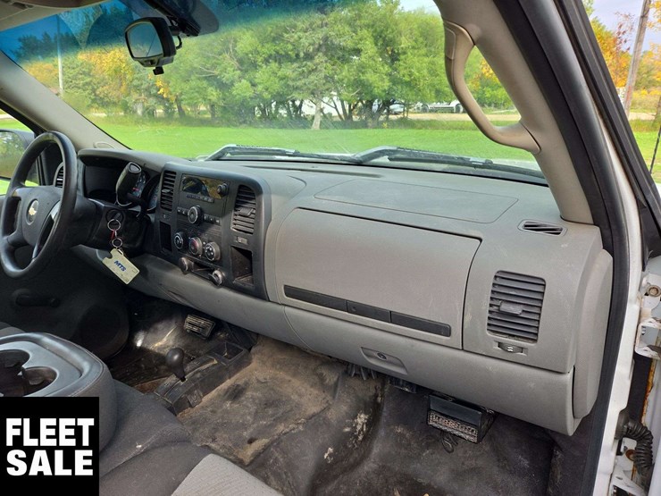 2008-chevrolet-silverado-1500-image-27