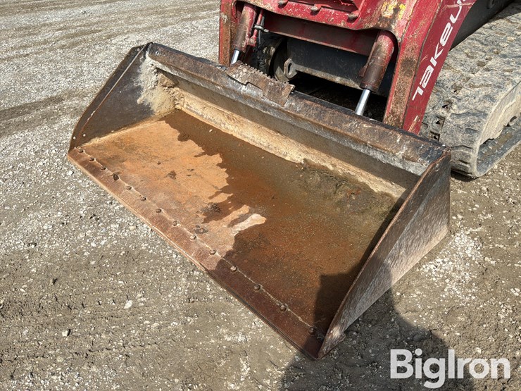 2019-takeuchi-tl12r2-image-12