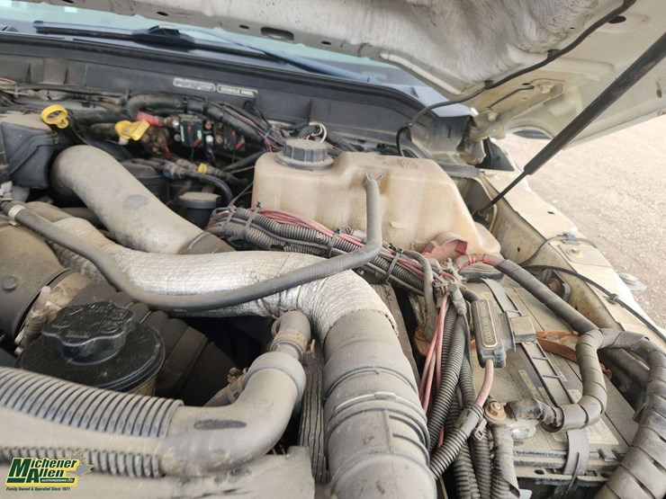 2013-ford-f550-image-29