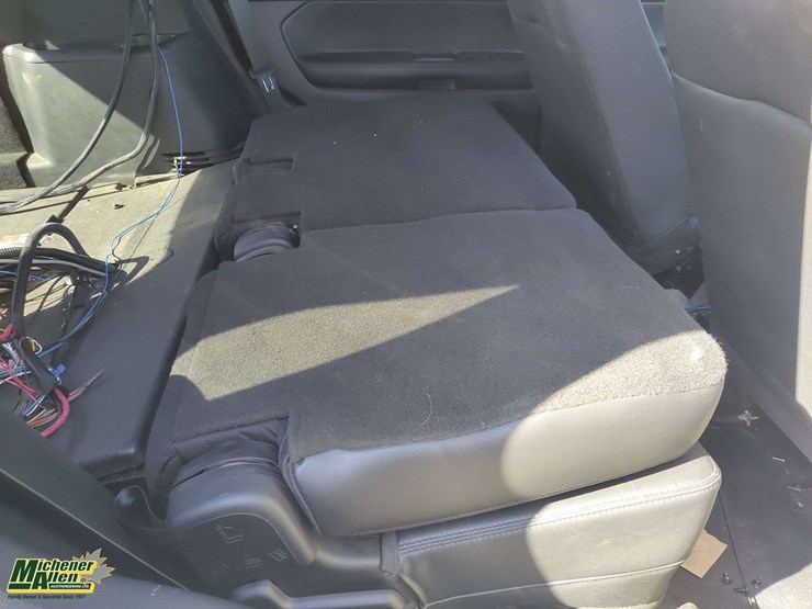 2018-ford-explorer-image-13