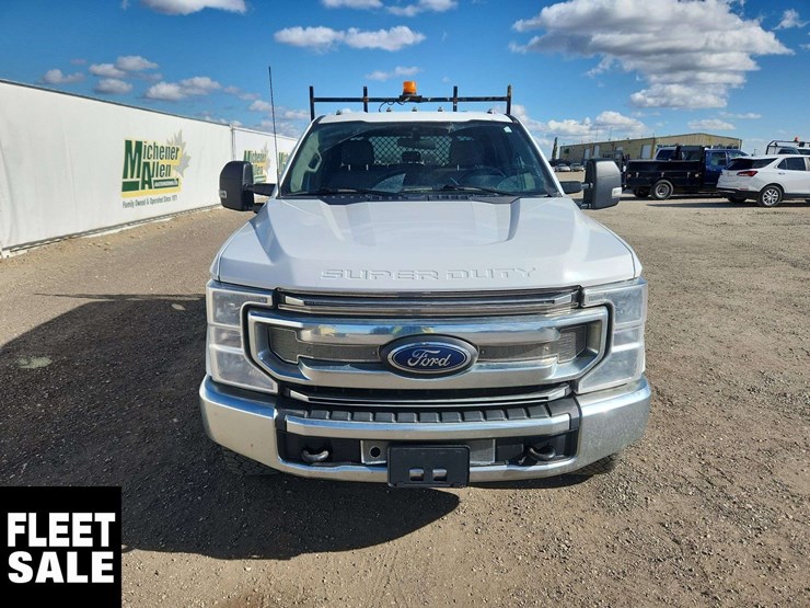2021-ford-f350-image-8