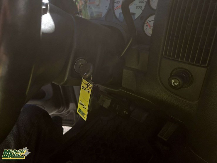 2005-dodge-ram-1500-image-18