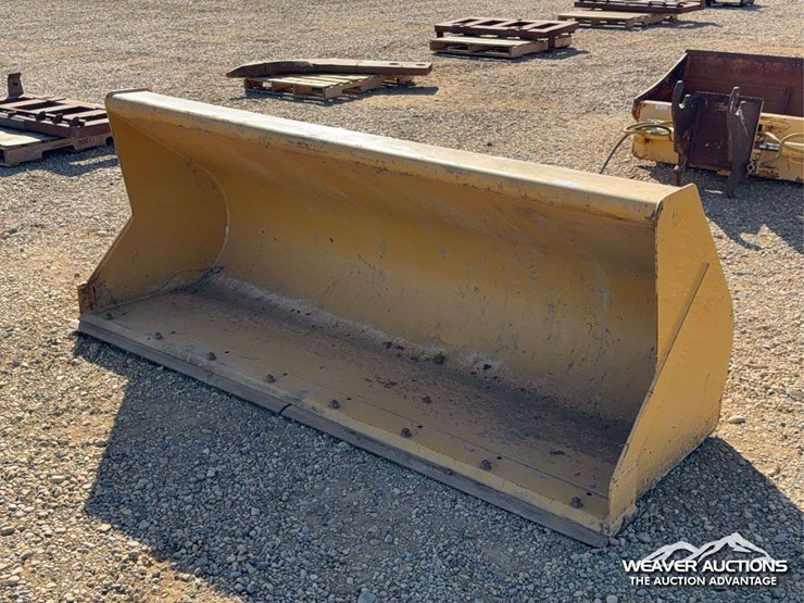 caterpillar-15-image-1