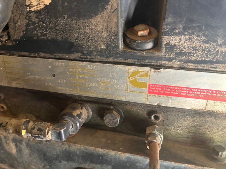 #3338-•-ingersoll-rand-ir900-towable-air-compressor-image-34