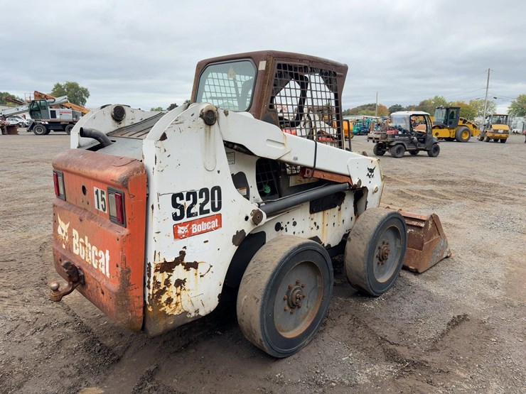 2008-bobcat-s220-image-5