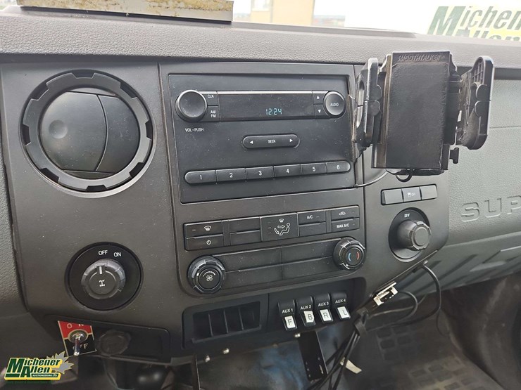 2011-ford-f250-image-19