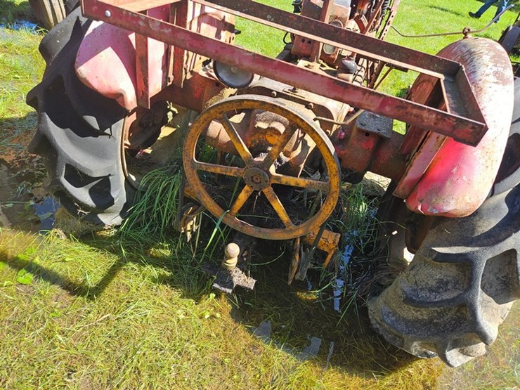 #2529-•-bf-avery-model-a-tractor-image-15