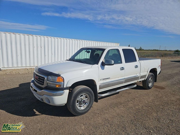 gmc-sierra-2500hd-image-1