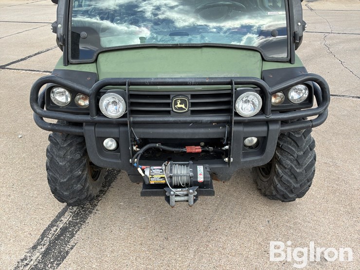 2016-john-deere-gator-image-13