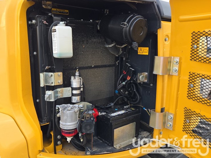 2020-deere-60g-image-34