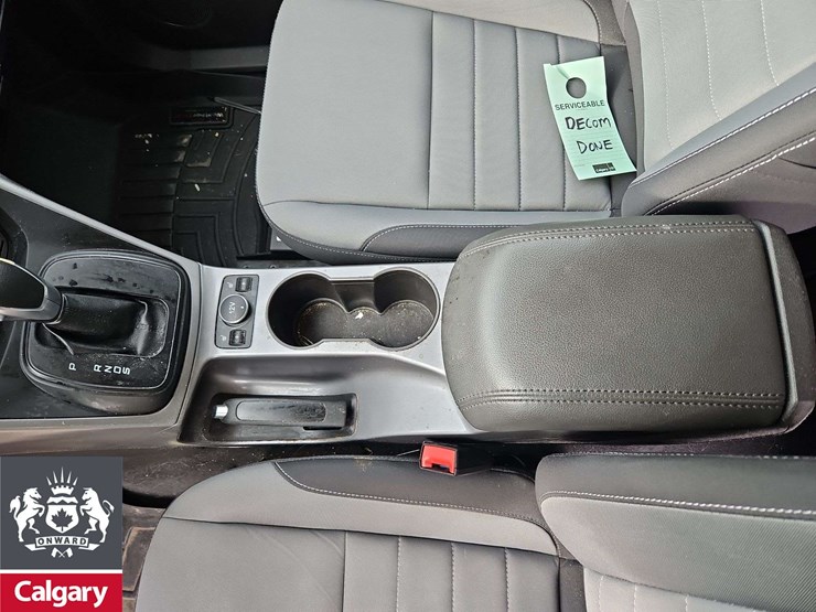 2015-ford-escape-se-image-24