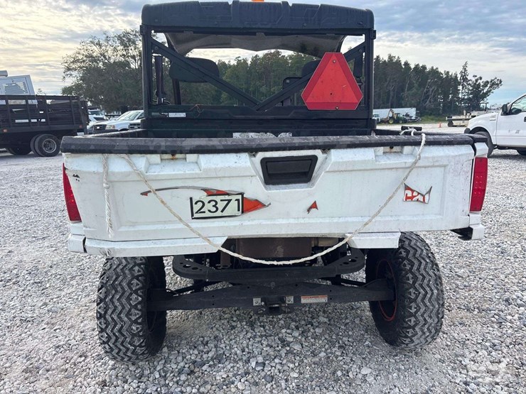 2017-bobcat-4x4-gas-utility-cart-image-18