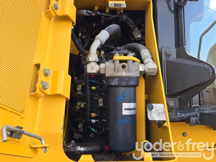 2023-komatsu-d61px-24-image-35