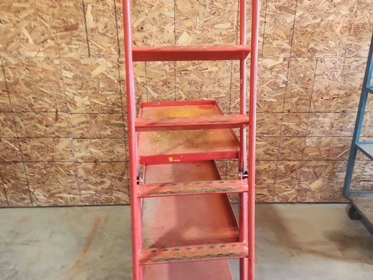 red-picker-cart-image-3