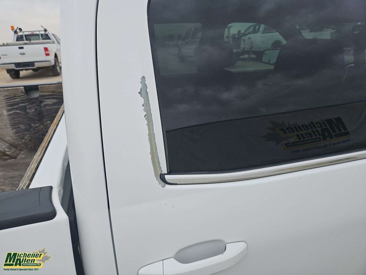 gmc-sierra-1500-image-33