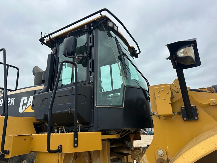 2014-caterpillar-972k-image-26