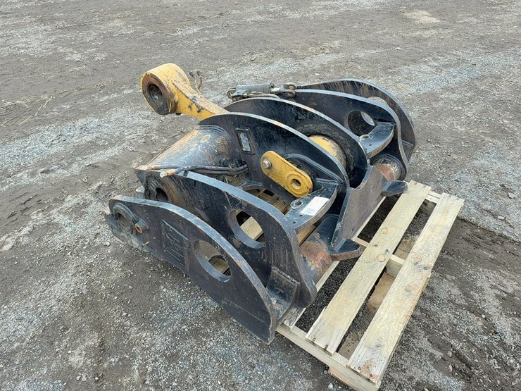 caterpillar-962m-image-1