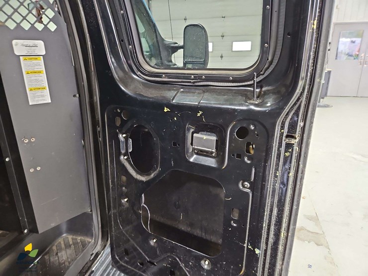 2013-ford-e150-image-36