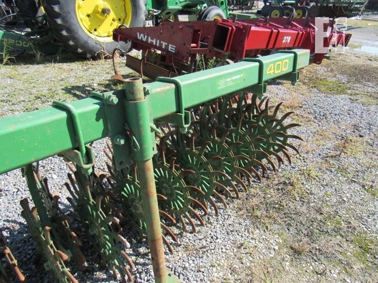 john-deere-400-image-9
