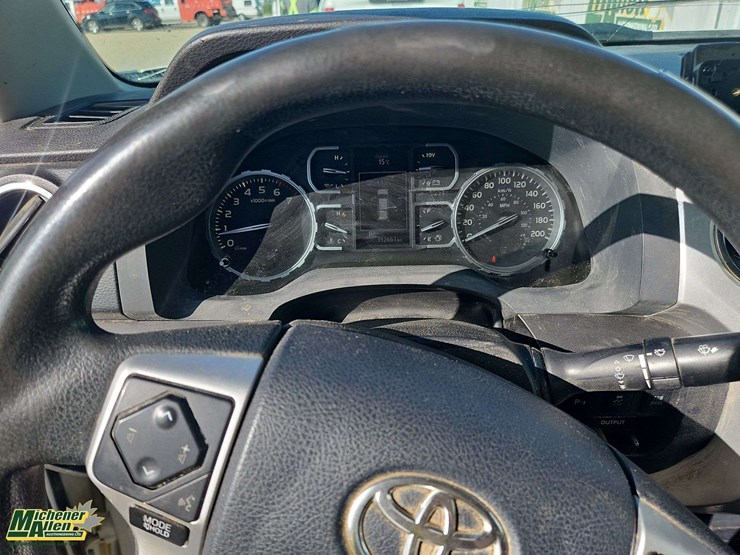2019-toyota-tundra-image-19